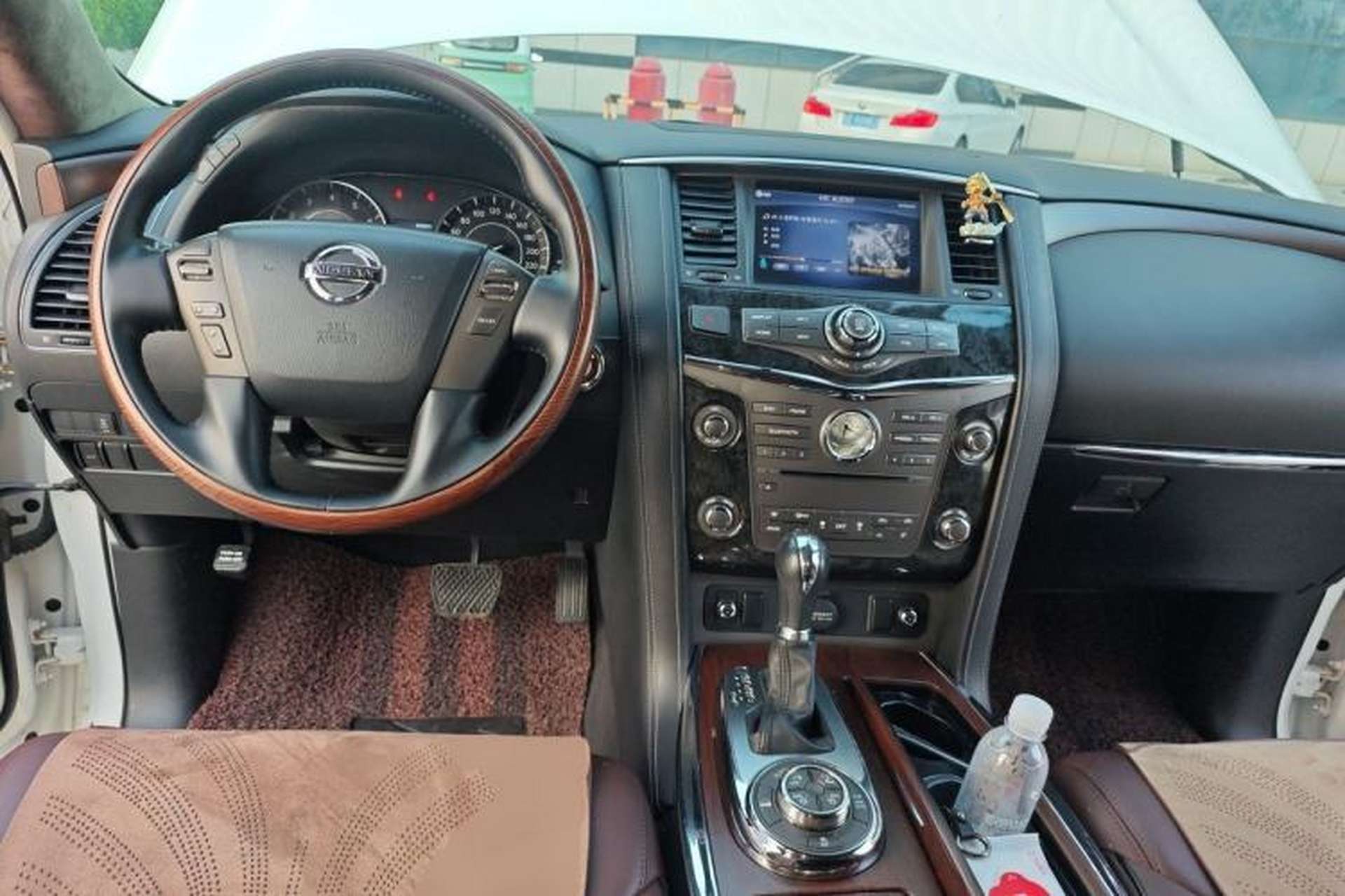 Used Nissan Patrol  Center Console