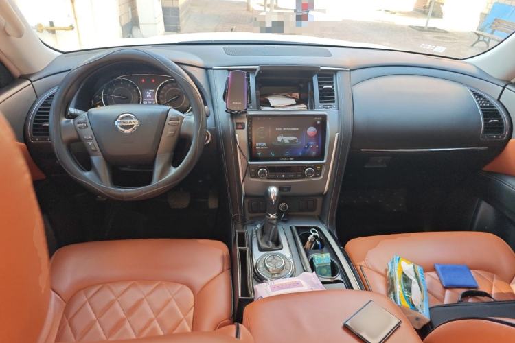 Used Nissan Patrol  Center Console