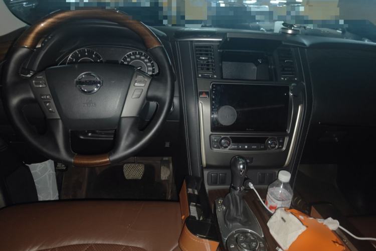 Used Nissan Patrol 2018 4.0L Automatic 7-Seater Middle East Version Center Console