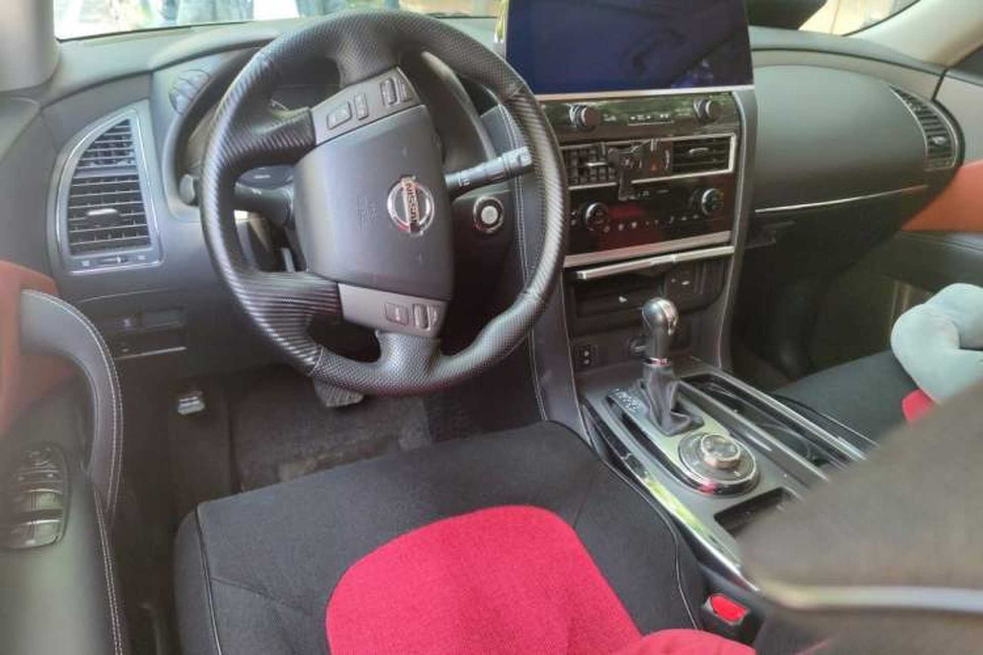 Used Nissan Patrol  Center Console