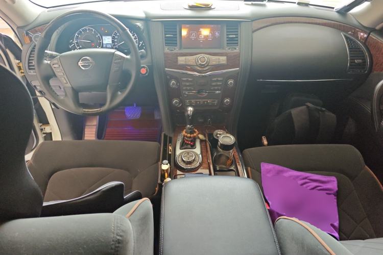 Used Nissan Patrol 2018 4.0L Automatic 7-Seater Middle East Version Center Console