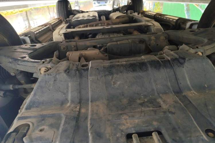 Used Nissan Patrol 2018 4.0L Automatic 7-Seater Middle East Version Chassis Front