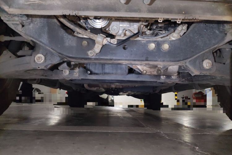 Used Nissan Patrol 2018 4.0L SE Middle East Version Chassis Front
