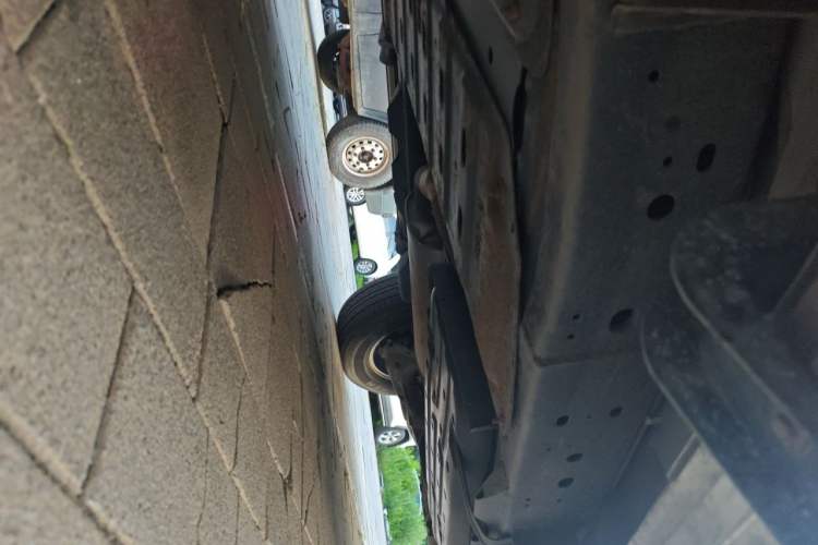 Used Nissan Patrol 2018 4.0L SE Middle East Version Chassis Front Left