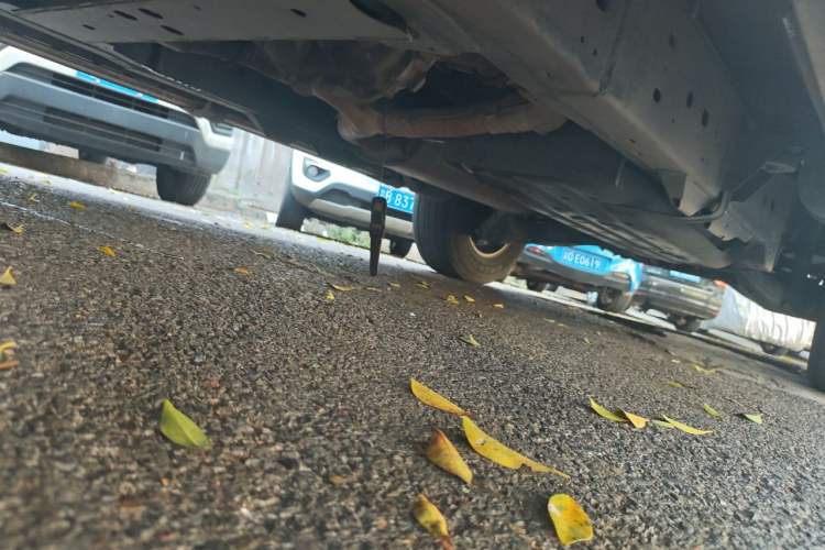 Used Nissan Patrol 2018 4.0L Automatic 7-Seater Middle East Version Chassis Front Left