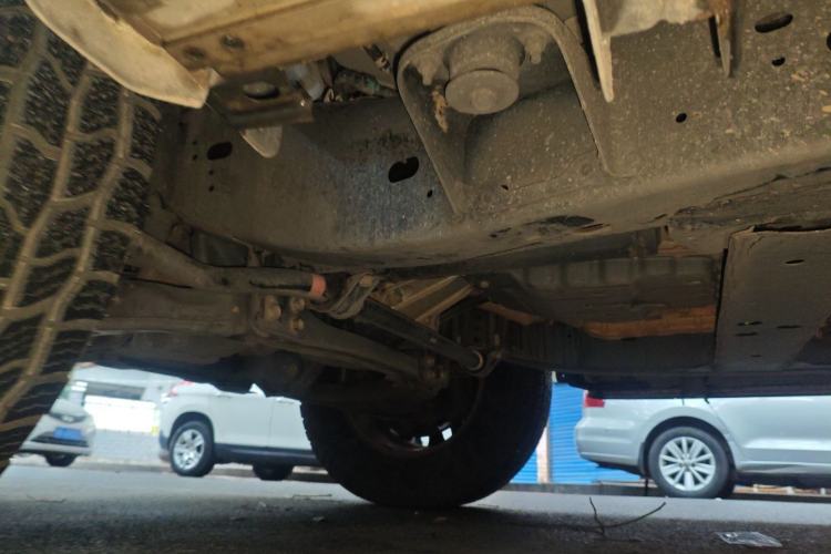 Used Nissan Patrol 2018 4.0L LinkedIn Edition Chassis Front Left
