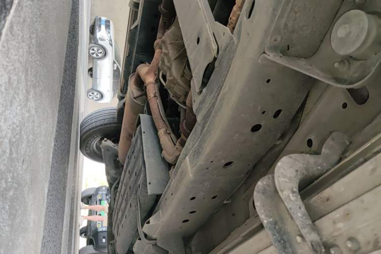 Used Nissan Patrol 2018 4.0L Flagship Model Chassis Front Left