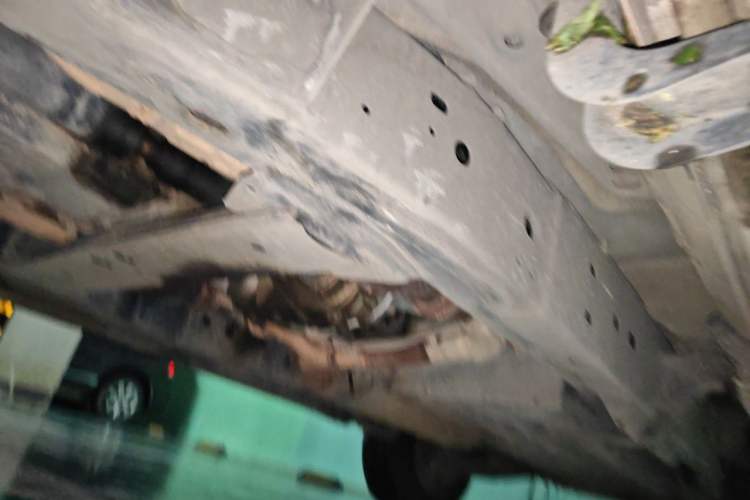 Used Nissan Patrol 2018 4.0L Automatic 7-Seater Middle East Version Chassis Front Left