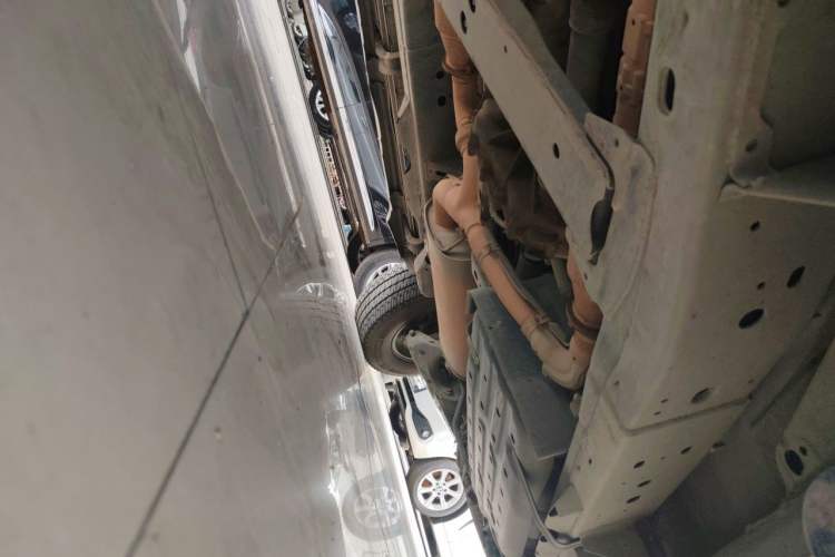 Used Nissan Patrol 2018 4.0L Automatic 7-Seater Middle East Version Chassis Front Left