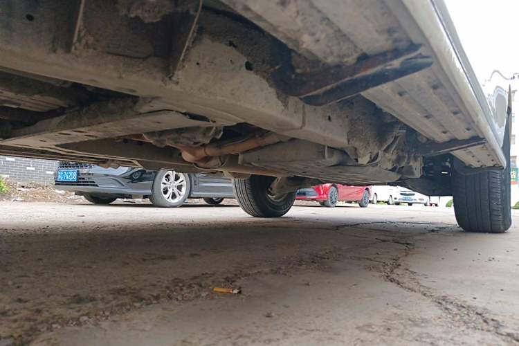 Used Nissan Patrol  Chassis Front Left