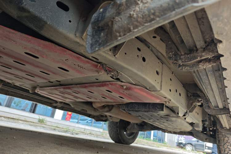Used Nissan Patrol 2018 4.0L LinkedIn Edition Chassis Front Left