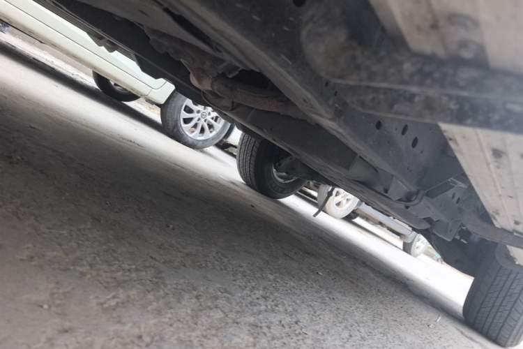 Used Nissan Patrol 2018 4.0L Automatic 7-Seater Middle East Version Chassis Front Left