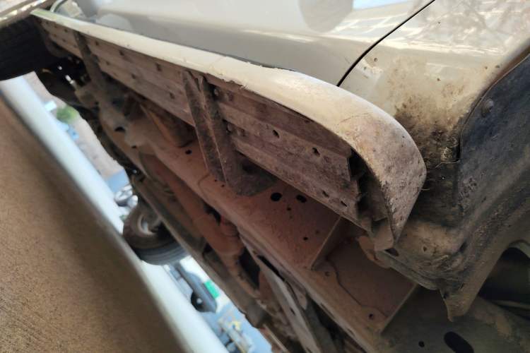 Used Nissan Patrol 2018 4.0L LinkedIn Edition Chassis Front Right