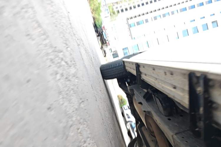 Used Nissan Patrol 2018 4.0L LinkedIn Edition Chassis Front Right
