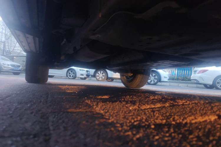 Used Nissan Patrol 2018 4.0L LinkedIn Edition Chassis Front Right