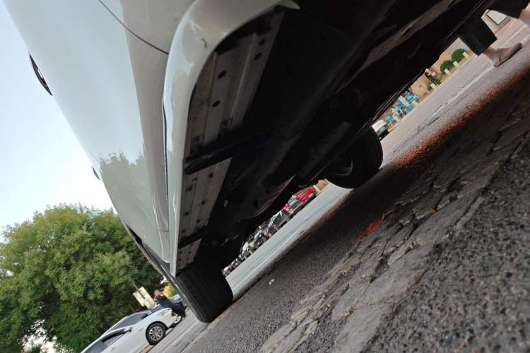 Used Nissan Patrol 2018 4.0L LinkedIn Edition Chassis Front Right