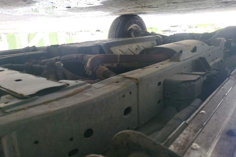 Used Nissan Patrol 2018 Y62 4.0 XE Middle East Chassis Front Right