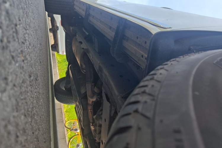 Used Nissan Patrol 2018 4.0L Platinum Edition Chassis Front Right