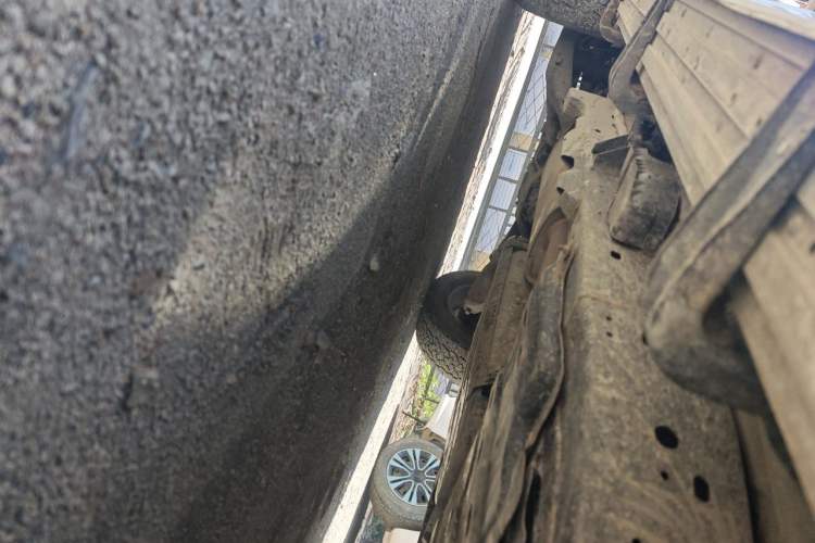 Used Nissan Patrol  Chassis Front Right