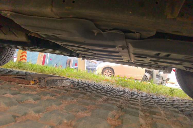 Used Nissan Patrol 2018 4.0L LinkedIn Edition Chassis Front Right