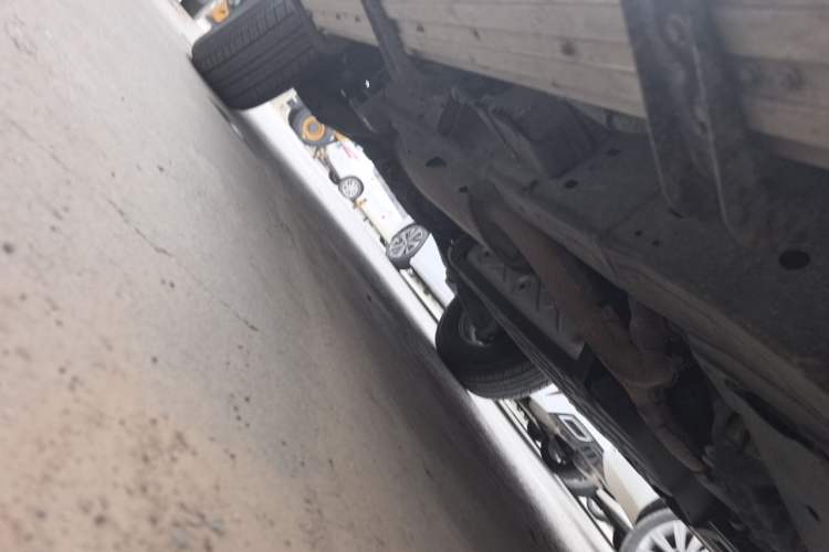 Used Nissan Patrol 2018 4.0L Automatic 7-Seater Middle East Version Chassis Front Right
