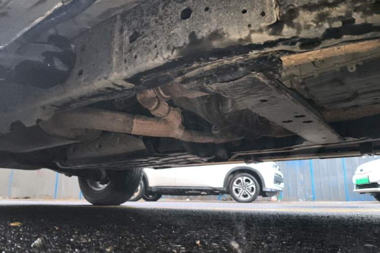 Used Nissan Patrol 2018 4.0L LinkedIn Edition Chassis Front Right