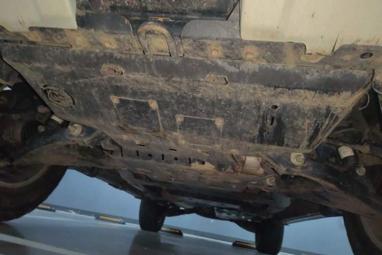 Used Nissan Patrol 2018 4.0L Automatic 7-Seater Middle East Version Chassis Front