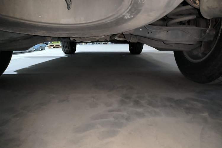 Used Nissan Patrol 2018 Y62 4.0 XE Middle East Chassis Rear