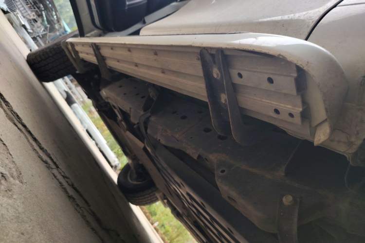Used Nissan Patrol 2018 4.0L Automatic 7-Seater Middle East Version Chassis Rear Left