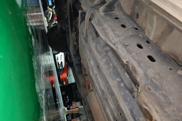 Used Nissan Patrol 2018 4.0L Automatic 7-Seater Middle East Version Chassis Rear Left
