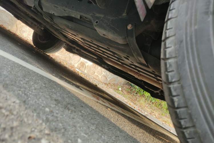 Used Nissan Patrol 2018 4.0L LinkedIn Edition Chassis Rear Left