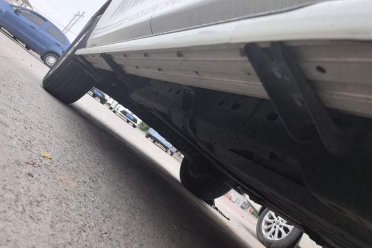 Used Nissan Patrol 2018 4.0L Automatic 7-Seater Middle East Version Chassis Rear Left