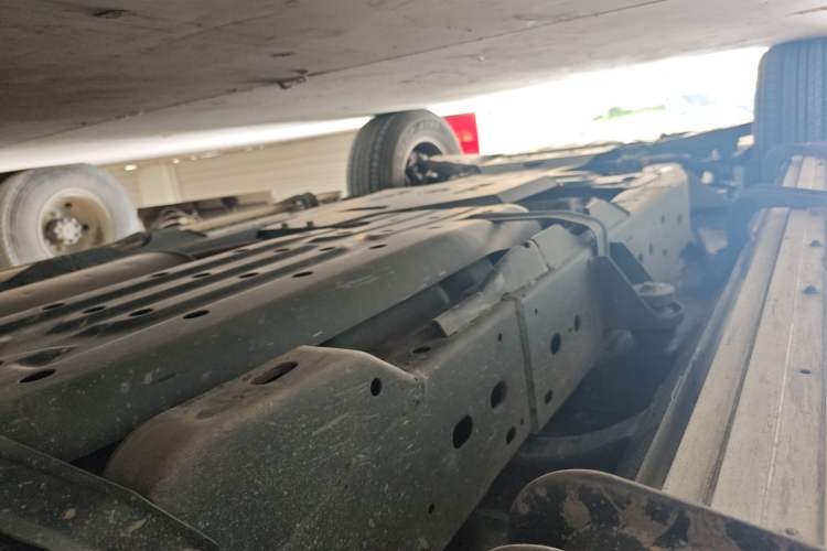 Used Nissan Patrol 2018 4.0L Automatic 7-Seater Middle East Version Chassis Rear Left