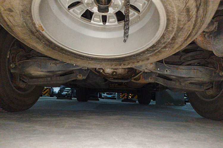 Used Nissan Patrol 2018 4.0L LinkedIn Edition Chassis Rear