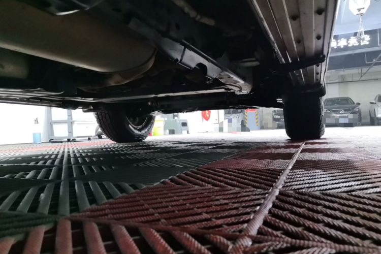 Used Nissan Patrol 2018 4.0L Automatic 7-Seater Middle East Version Chassis Rear Right