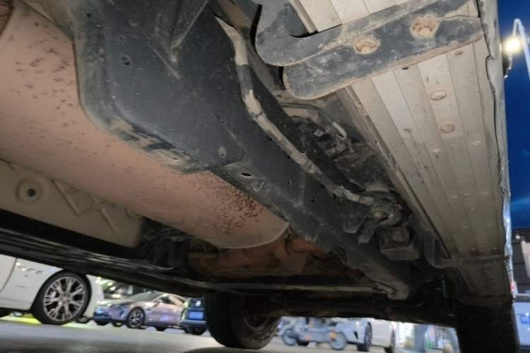 Used Nissan Patrol 2018 4.0L LinkedIn Edition Chassis Rear Right