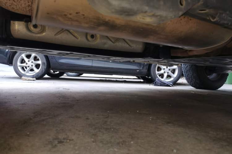 Used Nissan Patrol 2018 4.0L LinkedIn Edition Chassis Rear Right