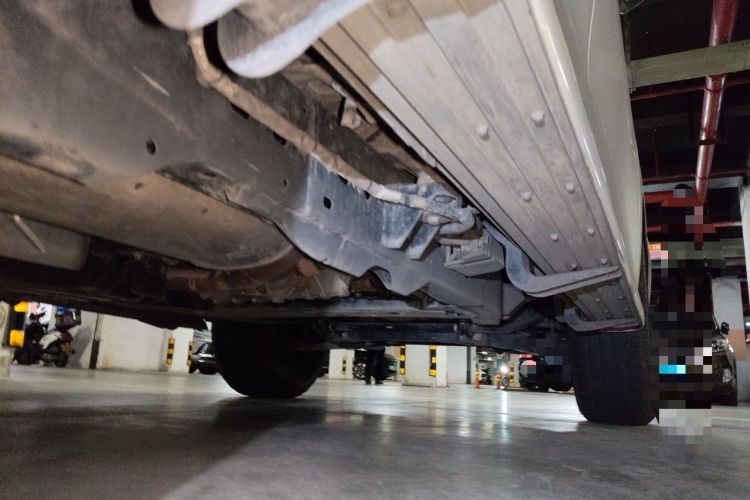 Used Nissan Patrol 2018 4.0L SE Middle East Version Chassis Rear Right