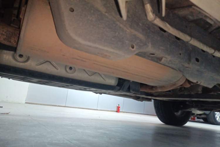 Used Nissan Patrol 2018 Y62 4.0 XE Middle East Chassis Rear Right