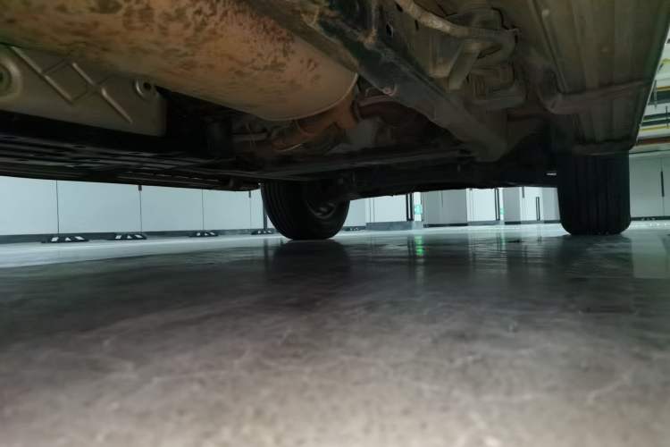 Used Nissan Patrol 2018 4.0L LinkedIn Edition Chassis Rear Right