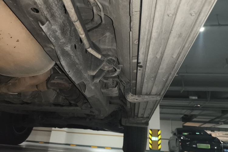 Used Nissan Patrol 2018 4.0L LinkedIn Edition Chassis Rear Right
