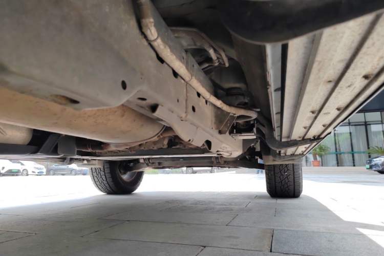 Used Nissan Patrol 2018 4.0L LinkedIn Edition Chassis Rear Right