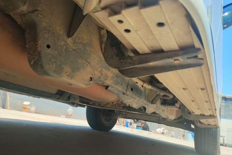 Used Nissan Patrol 2018 Y62 4.0 XE Middle East Chassis Rear Right