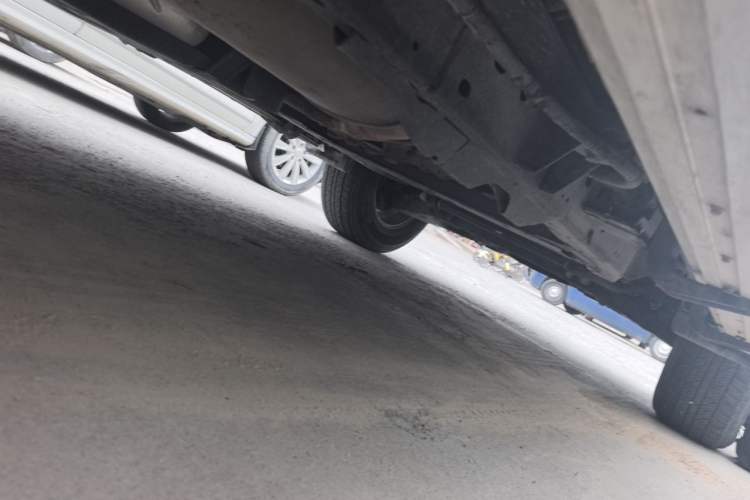 Used Nissan Patrol 2018 4.0L Automatic 7-Seater Middle East Version Chassis Rear Right