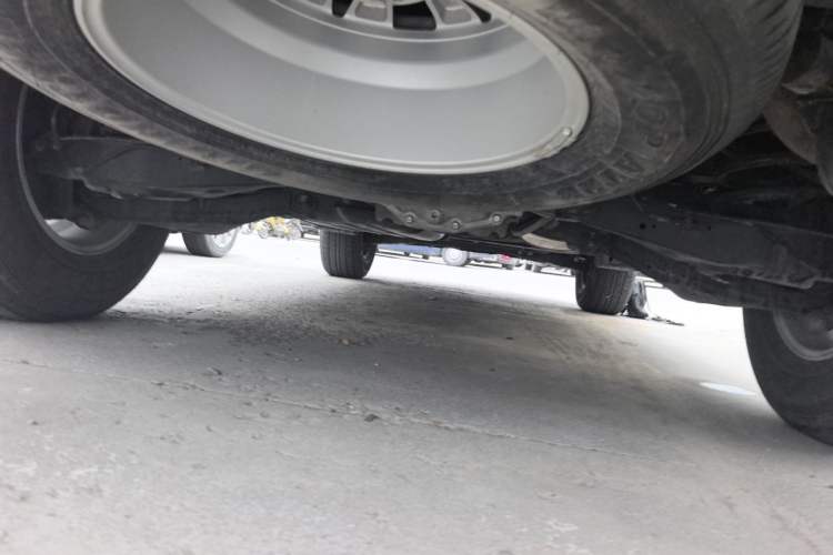Used Nissan Patrol 2018 4.0L Automatic 7-Seater Middle East Version Chassis Rear