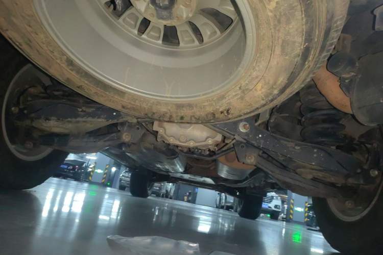 Used Nissan Patrol 2018 4.0L Automatic 7-Seater Middle East Version Chassis Rear