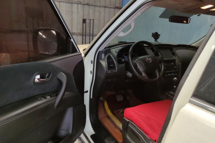 Used Nissan Patrol  Driver Seat