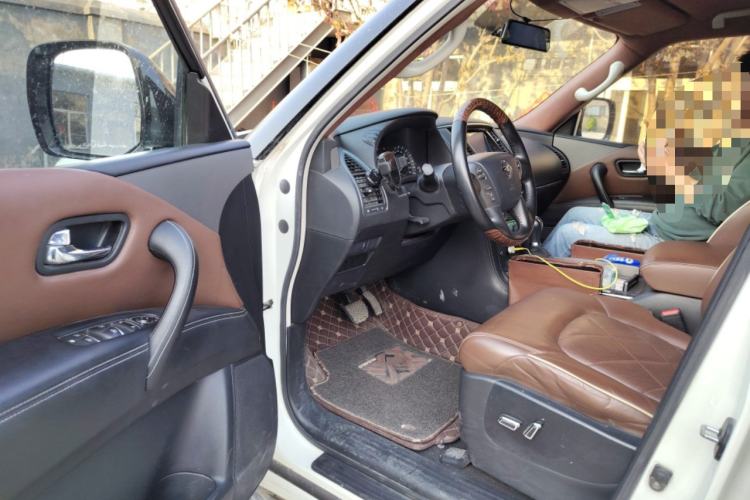 Used Nissan Patrol 2018 4.0L LinkedIn Edition Driver Seat