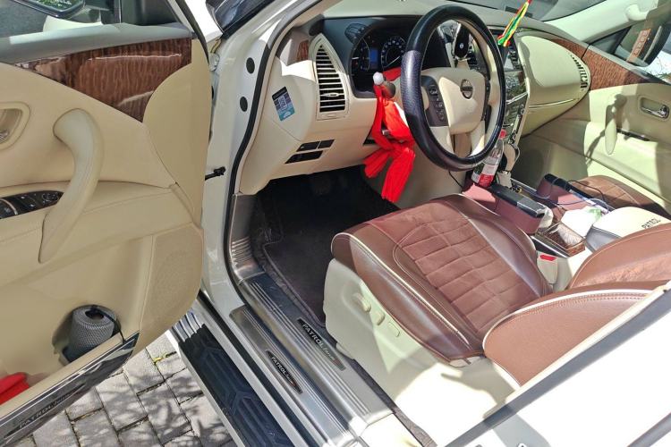 Used Nissan Patrol 2018 4.0L SE Middle East Version Driver Seat