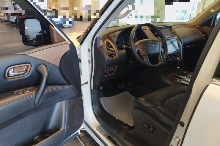 Used Nissan Patrol  Driver Seat